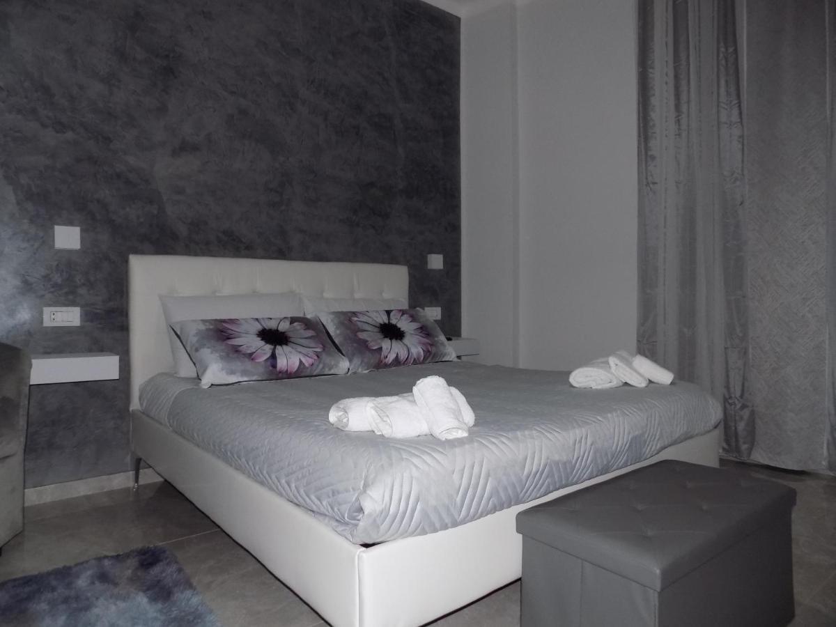 Hotel Casa Sanabria à Bari Extérieur photo