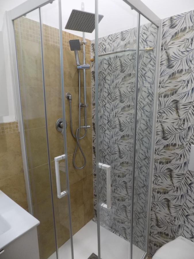 Hotel Casa Sanabria à Bari Extérieur photo