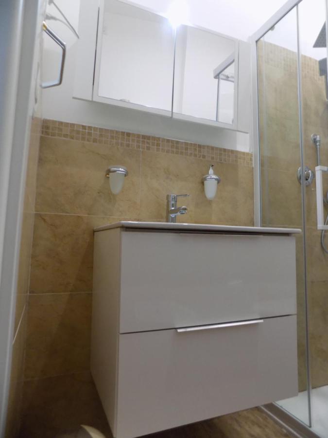 Hotel Casa Sanabria à Bari Extérieur photo