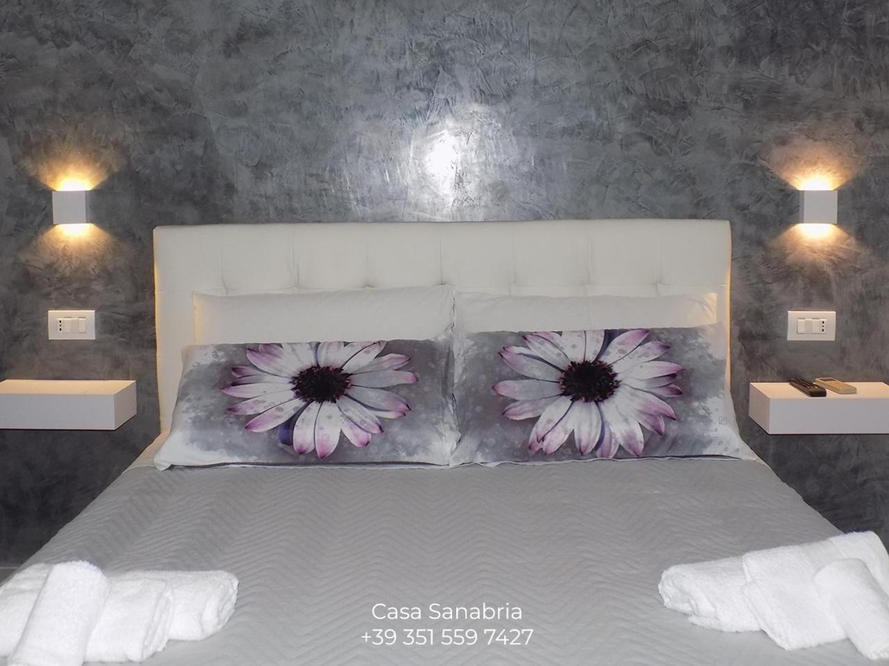 Hotel Casa Sanabria à Bari Extérieur photo